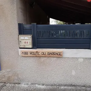 Petite Maison De Village Loustalou Hébergement de vacances