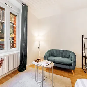 Cocon Au Coeur De Calme Et Lumineux , Rennes France
